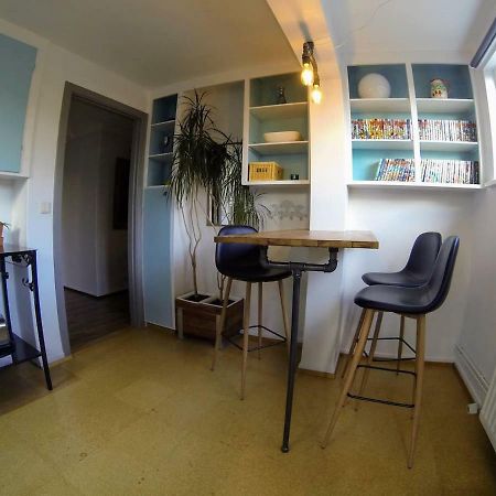 Skjolbraut - Cozy Apartment - Central Location - Free Parking - Close To A Public Swimming Pool And Sky Lagoon Reykjavik Ngoại thất bức ảnh